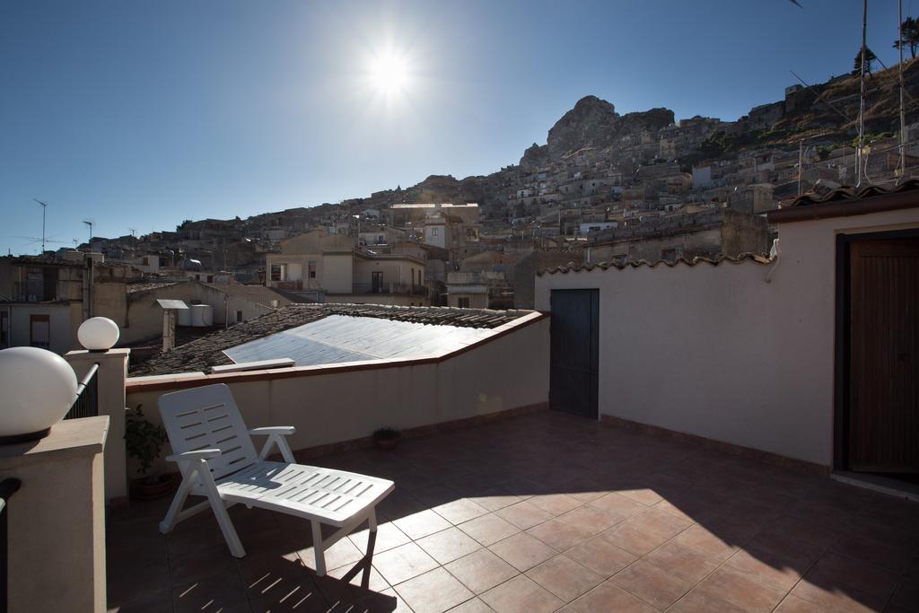 Caltabellotta Bed And Breakfast Sotto Le Stelle מראה חיצוני תמונה